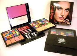 Kit Maquiagem Ruby Rose Ref.: HB-9222